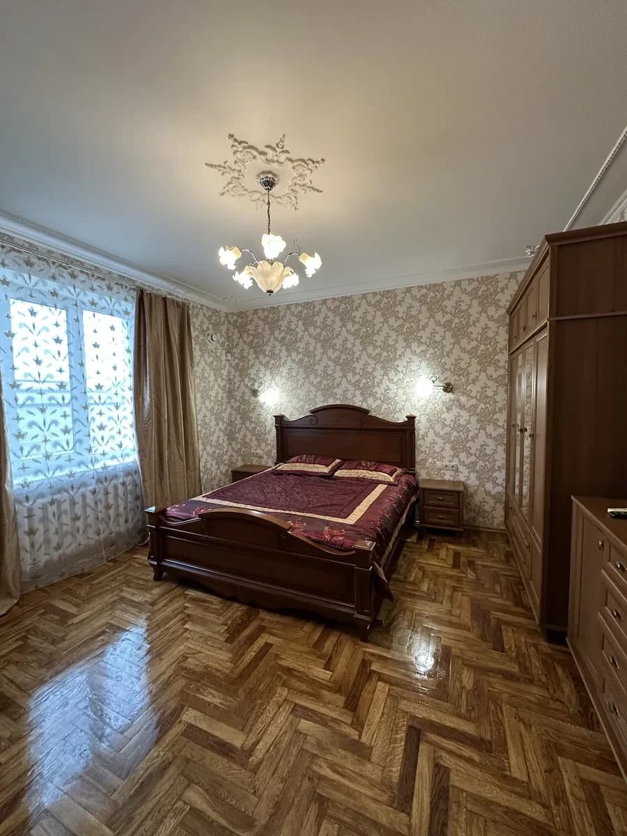 Пів будинку, Котовського: генератор і запас води, тераса з барбекю - фото 4