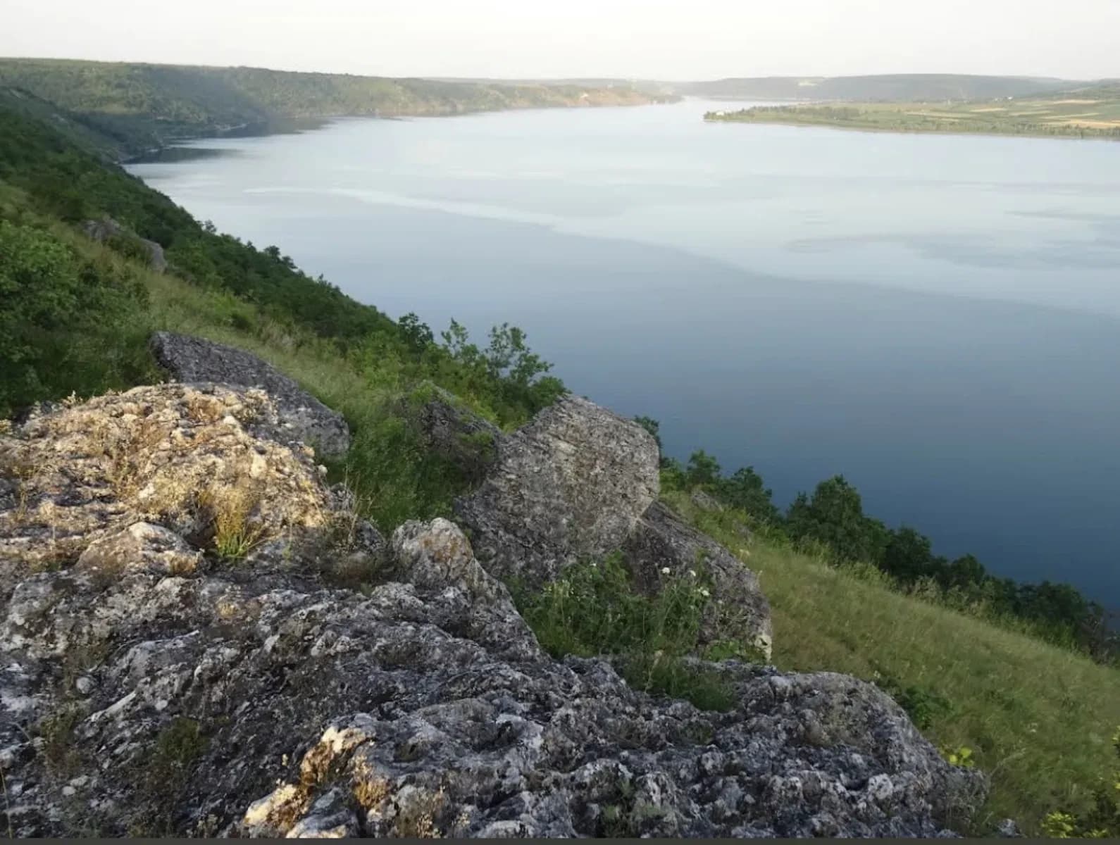 Ділянка 4,5 соток на Дністрі: берег річки, світло від обленерго - фото 3