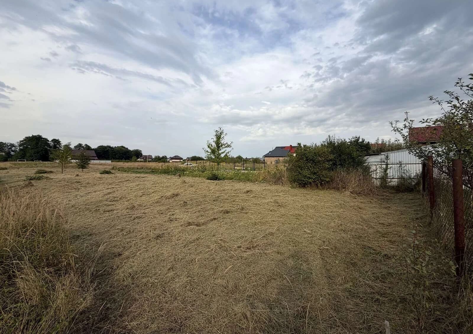 Ділянка 7.06 соток, Опришівці: житлова забудова, чорнозем, під гараж - фото 3