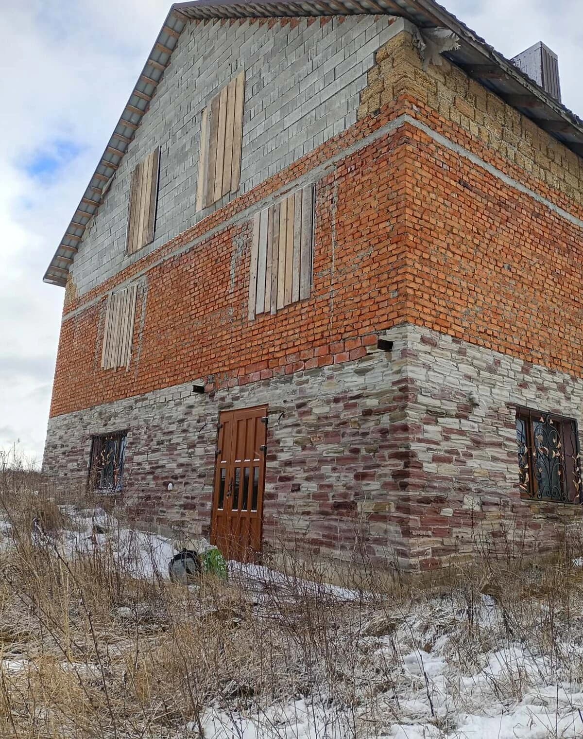 Будинок, Бучач: веранда, 5 спалень, ділянка 8.5 сотки