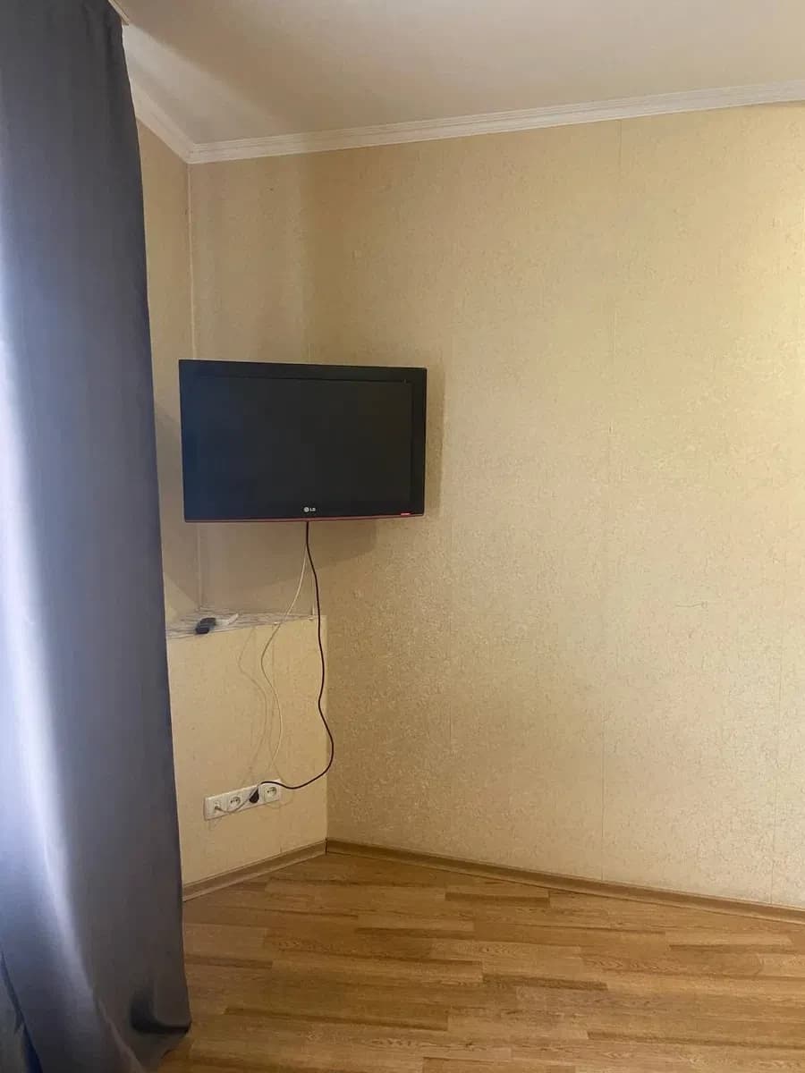 1-кімнатна квартира, Лушпи: косметичний ремонт, з меблями - фото 3