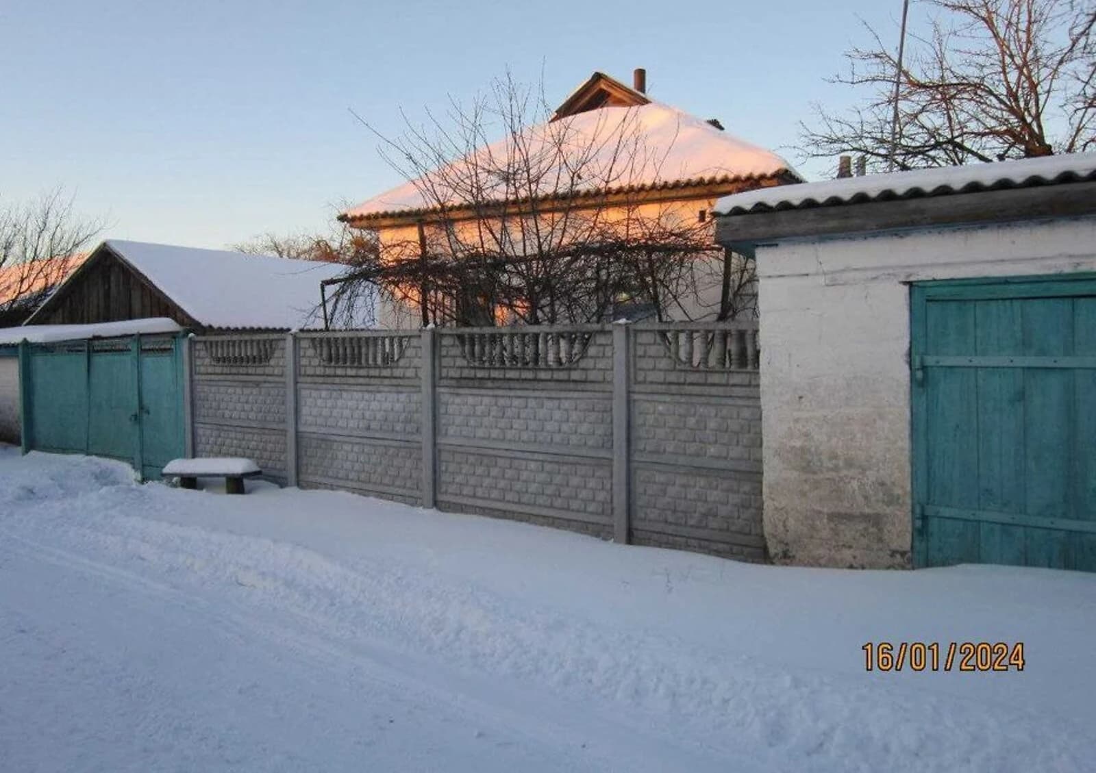 Будинок, Ковпита: веранда, 50 соток, газове та пічне опалення