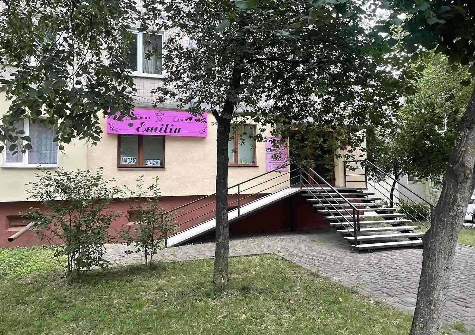 Приміщення, Бам: нежитлове, у житловому будинку - фото 1