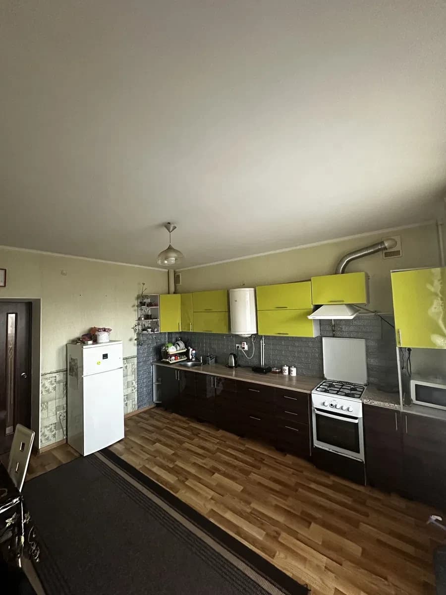 3-кімнатна квартира, Глеваха: окремі кімнати, до Києва 17 км
