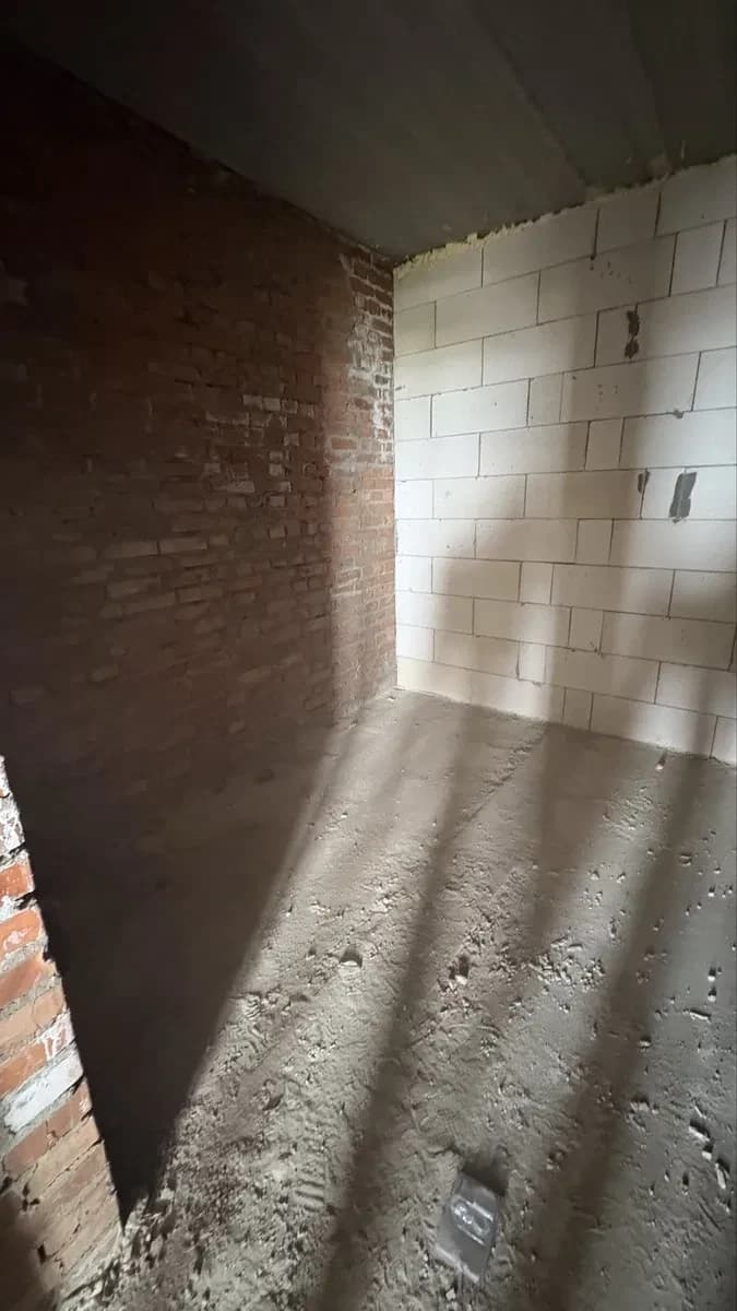 2-кімнатна квартира у ЖК Сімейний: кухня-студія, вид на глобал і метро - фото 5