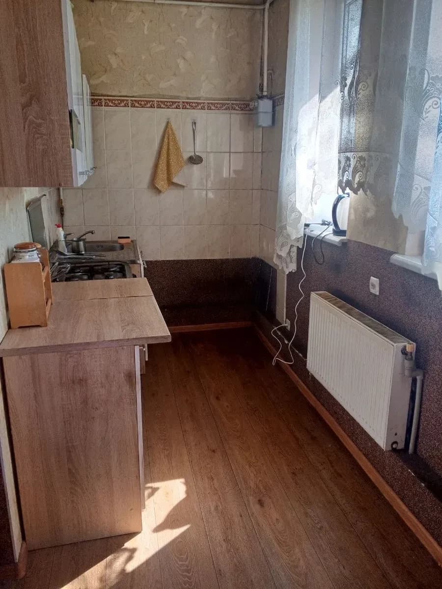 Напівособняк у центрі: закритий двір, автомісце, газове опалення - фото 2