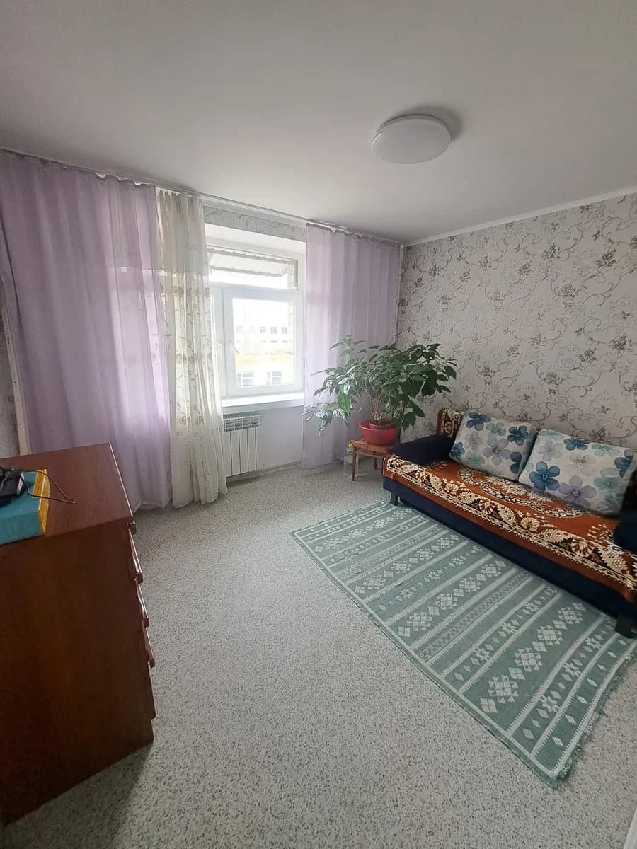 1-кімнатна квартира, Центральний: у центрі, косметичний ремонт