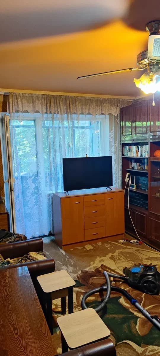 2-кімнатна квартира, Саксаганський: житловий стан, комора, торг - фото 4