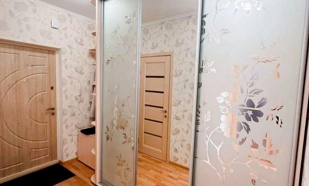 1-кімнатна квартира у ЖК Комфорт Таун: кухня-вітальня, окрема спальня - фото 5