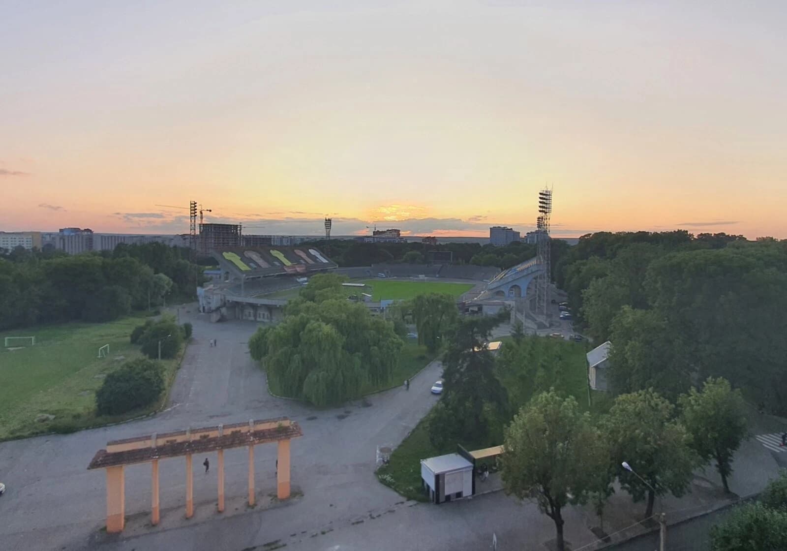 2-кімнатна квартира, Центр: будинок 2025 року, панорамні вікна - фото 3