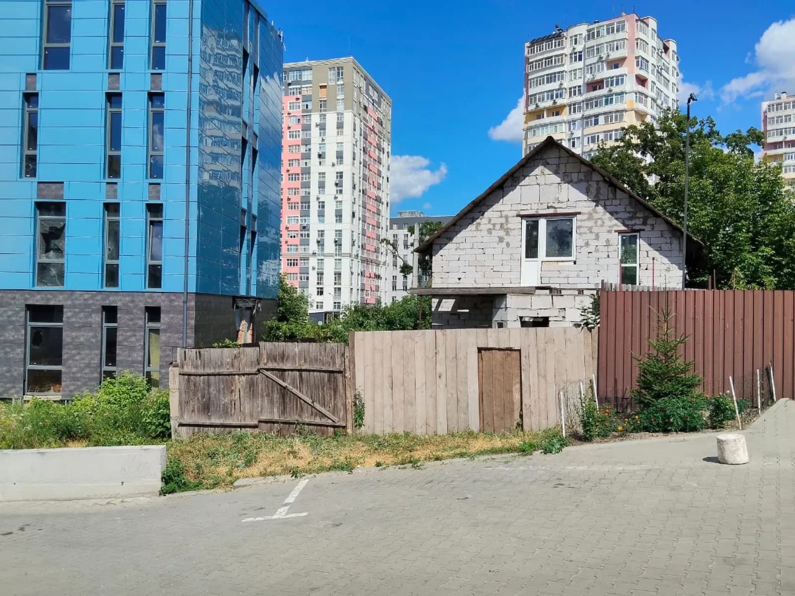 Ділянка 5,73 соток, Сінергія 3: житлова забудова, комунікації - фото 1