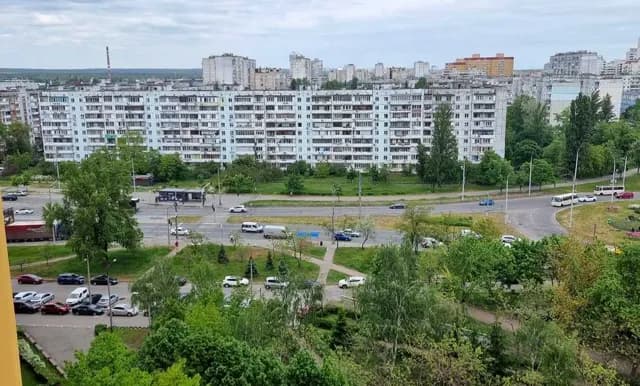 4-кімнатна квартира, Оболонський: 4 окремі кімнати, гостьовий паркінг