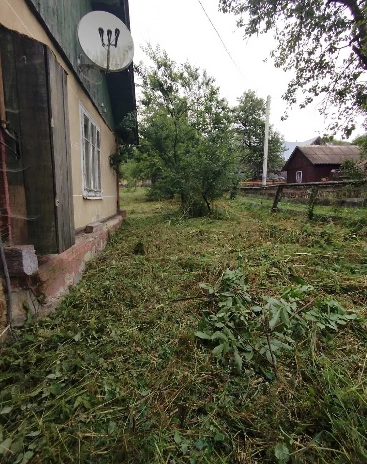 Будинок, Велика Волосянка: пічне й централізоване опалення, криниця - фото 3