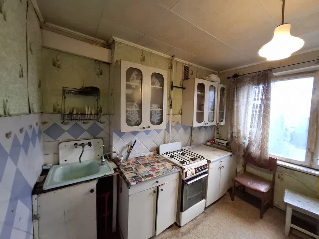 3-кімнатна квартира, 5-й Зарічний: під ремонт, біля Терры