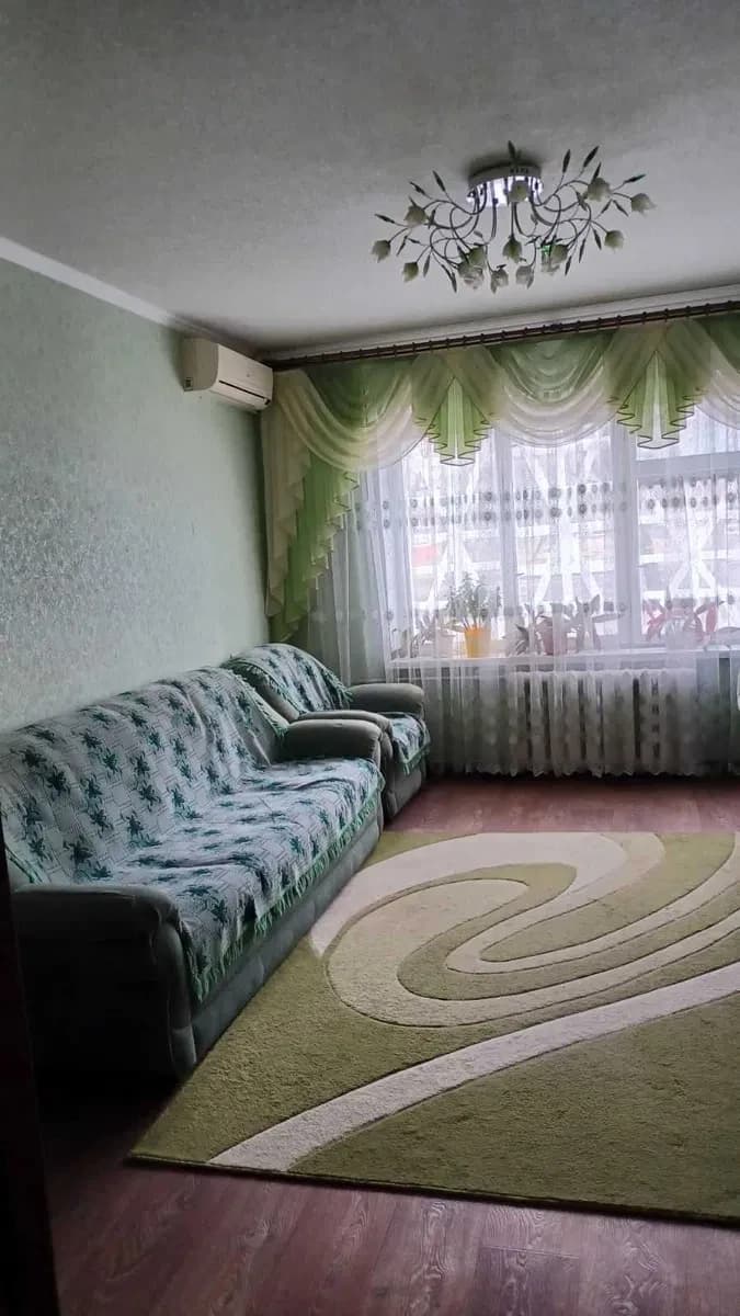 3-кімнатна квартира, Краматорськ: 4 спальних місця, тривала оренда - фото 1