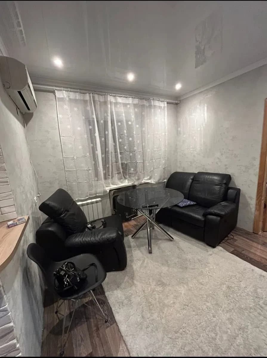 Будинок, Нікополь: басейн, гараж на 2 авто, тераса з каміном - фото 1