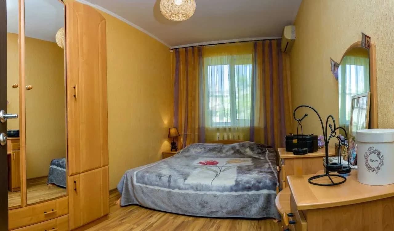 2-кімнатна квартира, Приморський: пляж Отрада, газова колонка