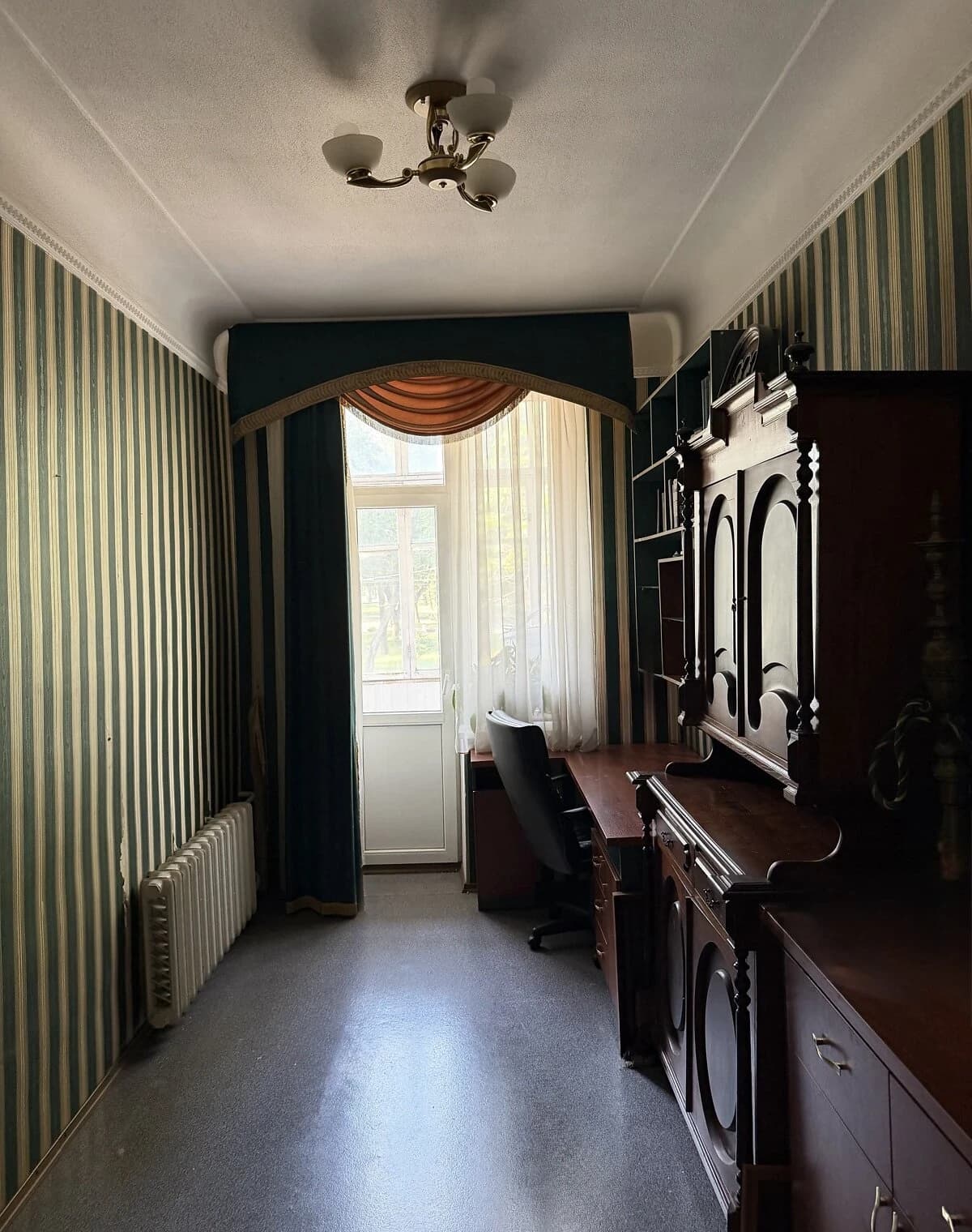 4-кімнатна квартира, Парк Шевченка: сталінка, еркер, стелі 3.1 м - фото 4
