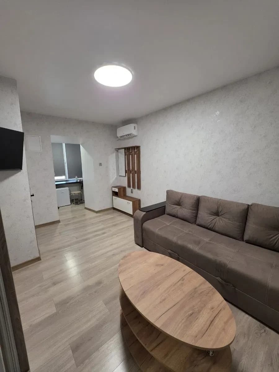 1-кімнатна квартира, Приморський: капітальний ремонт, меблі й техніка
