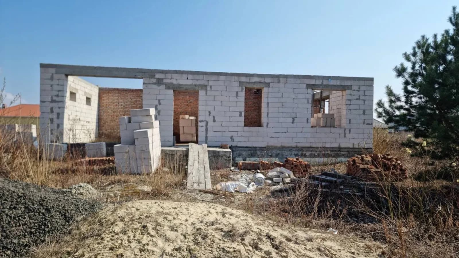 Ділянка 9 соток, Небіжка: почате будівництво, будинок 195 м² з гаражем - фото 4