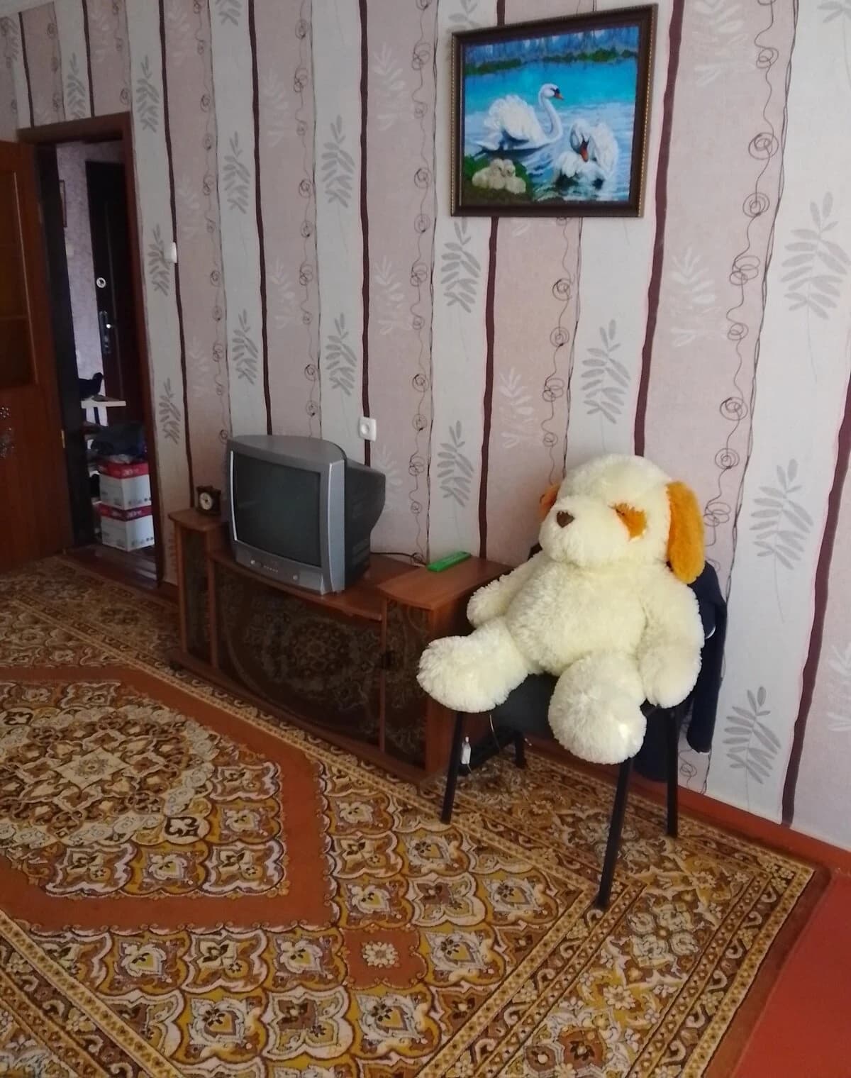 1-кімнатна квартира, Половки: вода й опалення без світла, балкон - фото 3