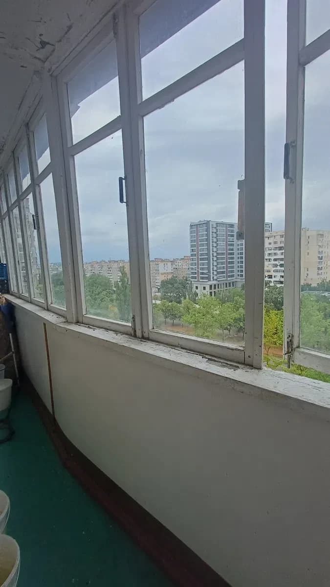 3-кімнатна квартира, Центральний: центр міста, балкон, подвійна лоджія - фото 2