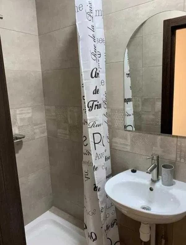 Квартира гостьового типу, ХТЗ: свіжий ремонт, нові меблі - фото 3