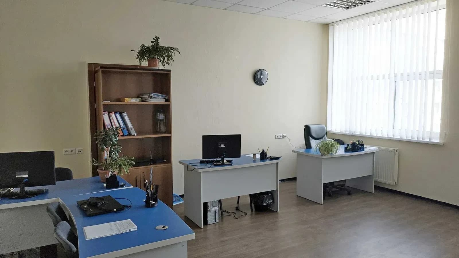 Офіс, Шевченківський: генератор, автономне опалення, UNIT.City поруч