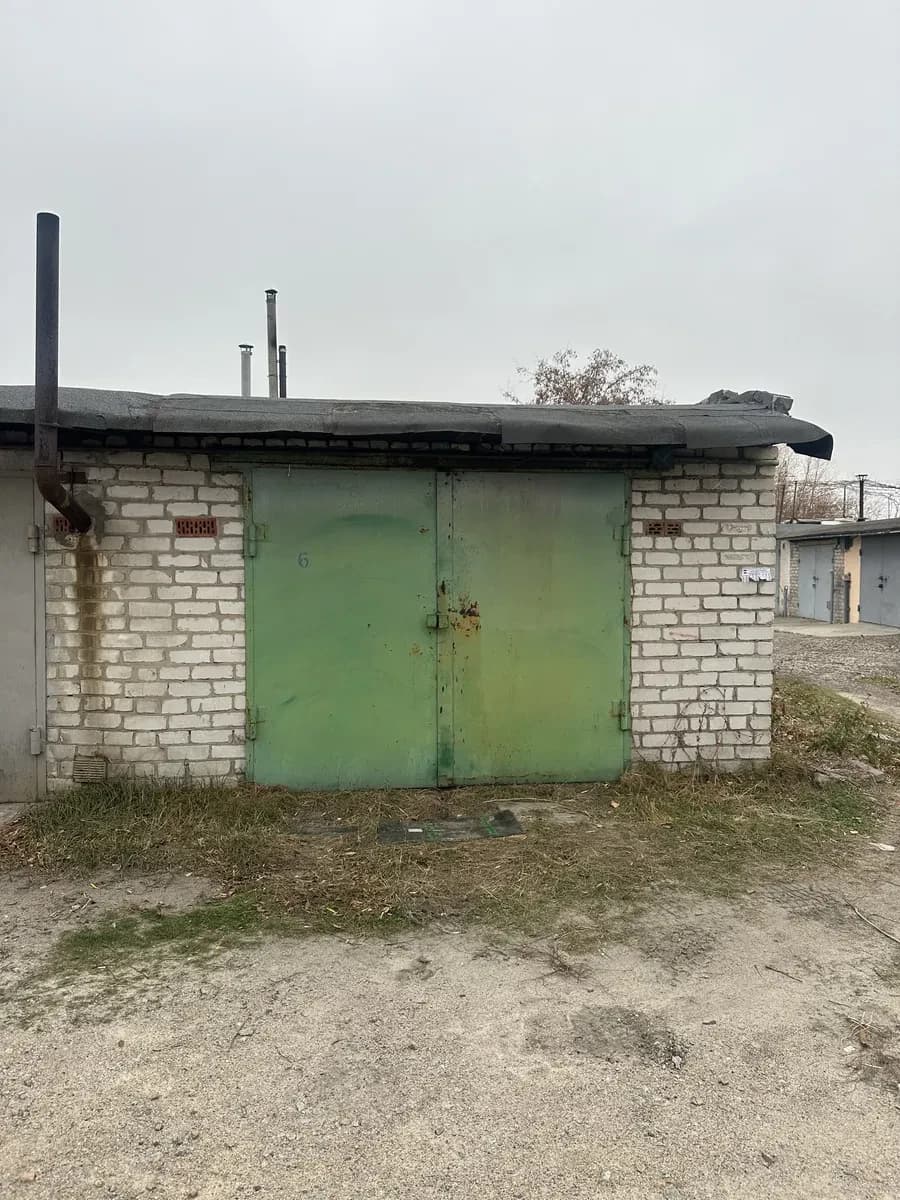 Гараж у ГК Лиман: високі ворота, охорона, відеоспостереження