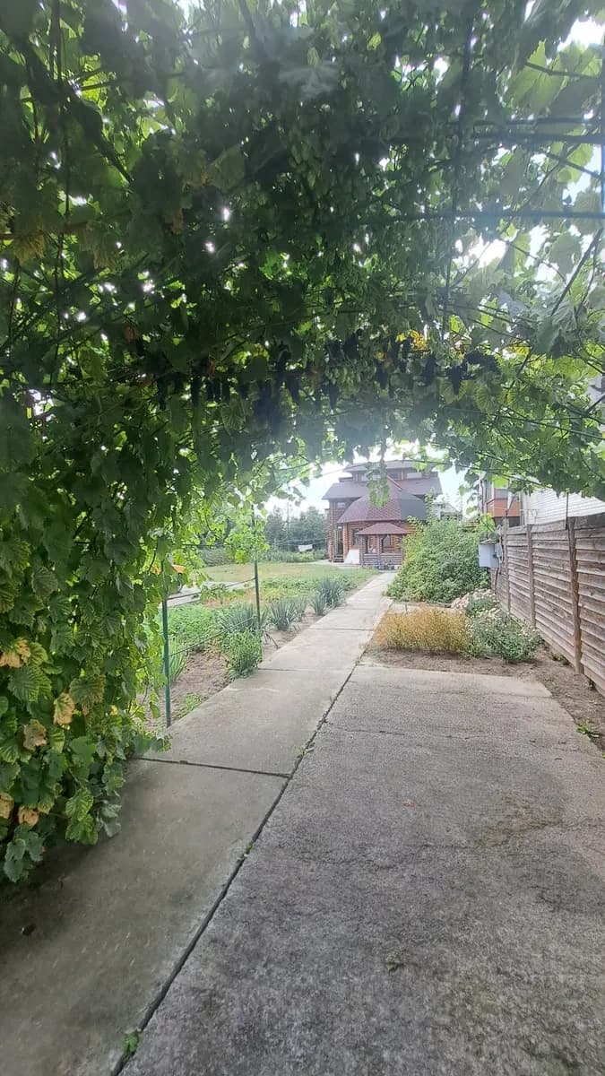 Будинок, Бровари: 3 спальні, незавершений басейн, власна свердловина - фото 1