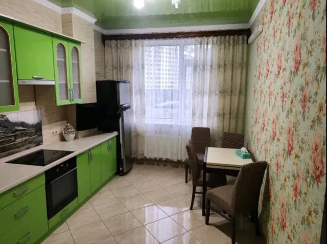 1-кімнатна квартира у ЖК Кадор 5 Жемчужина: авторський ремонт, підземний паркінг - фото 4