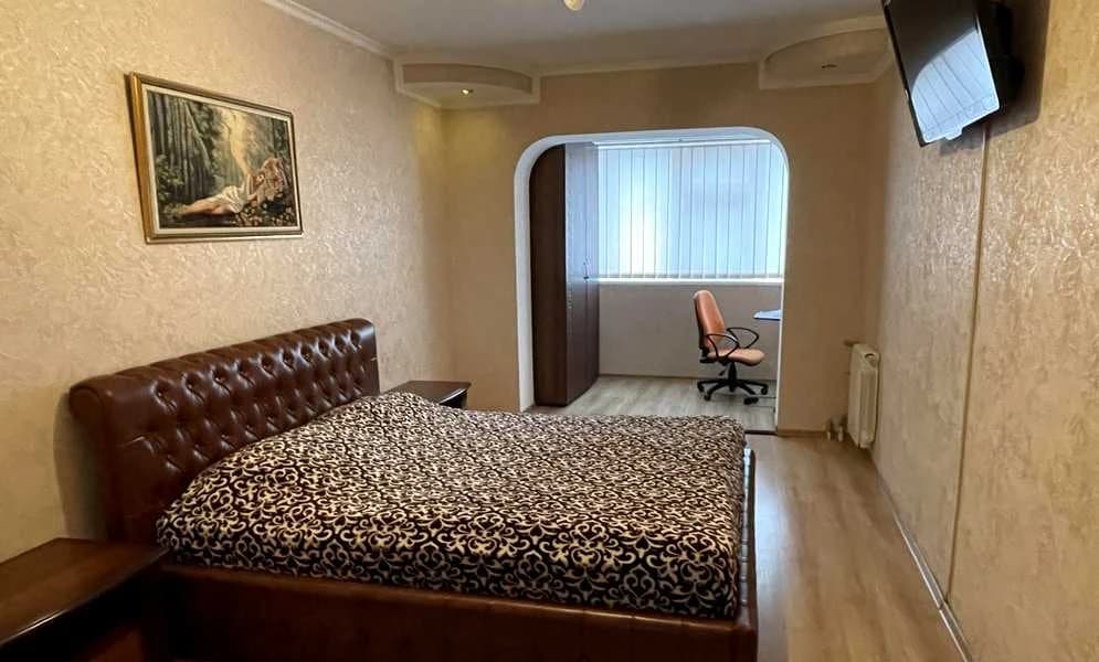 3-кімнатна квартира, Комунарський: автономне опалення, вода без світла - фото 1
