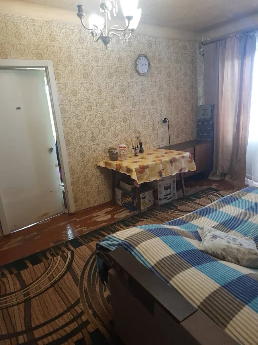 2-кімнатна квартира, Соборний: червона лінія, 2 кондиціонери, під ремонт - фото 2