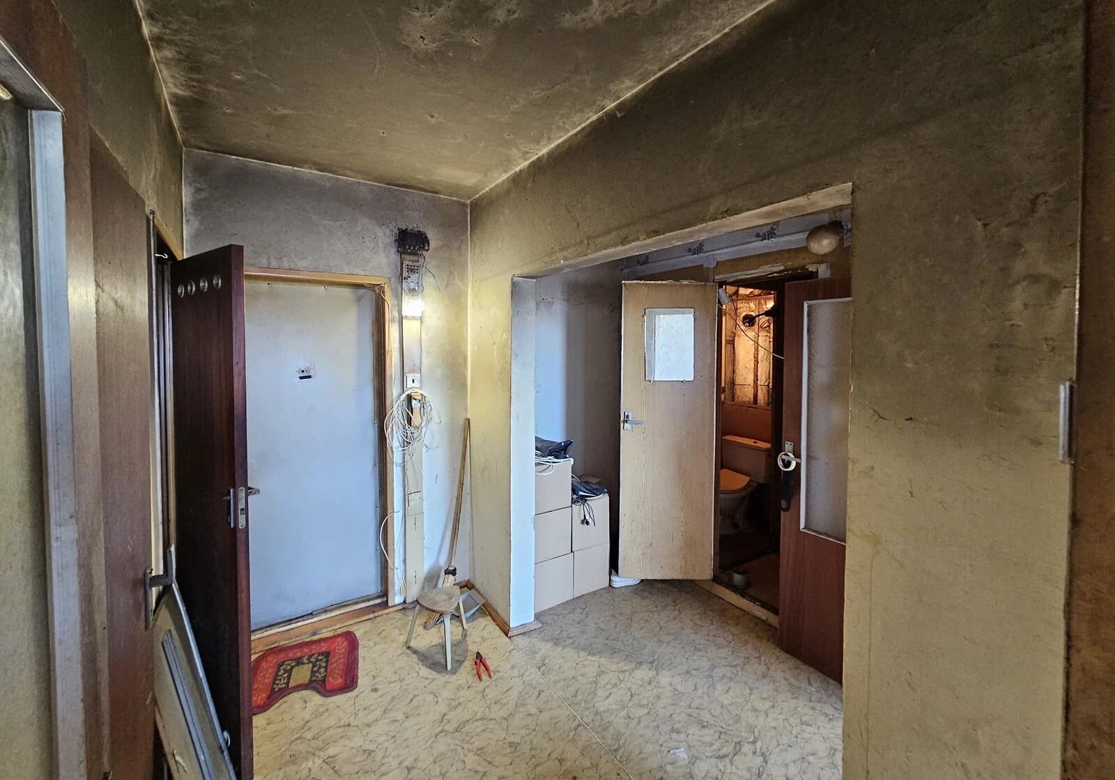 2-кімнатна квартира, Ужгород: під ремонт, електрика і газ - фото 4