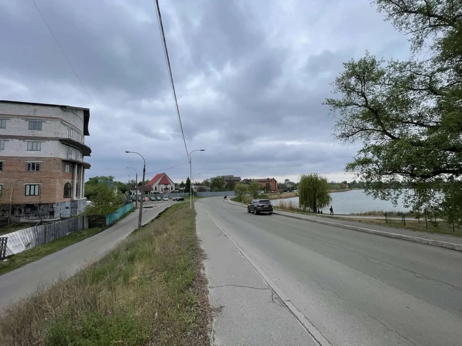 Ділянка 10 соток, Дніпровський: біля озера, міські комунікації - фото 3