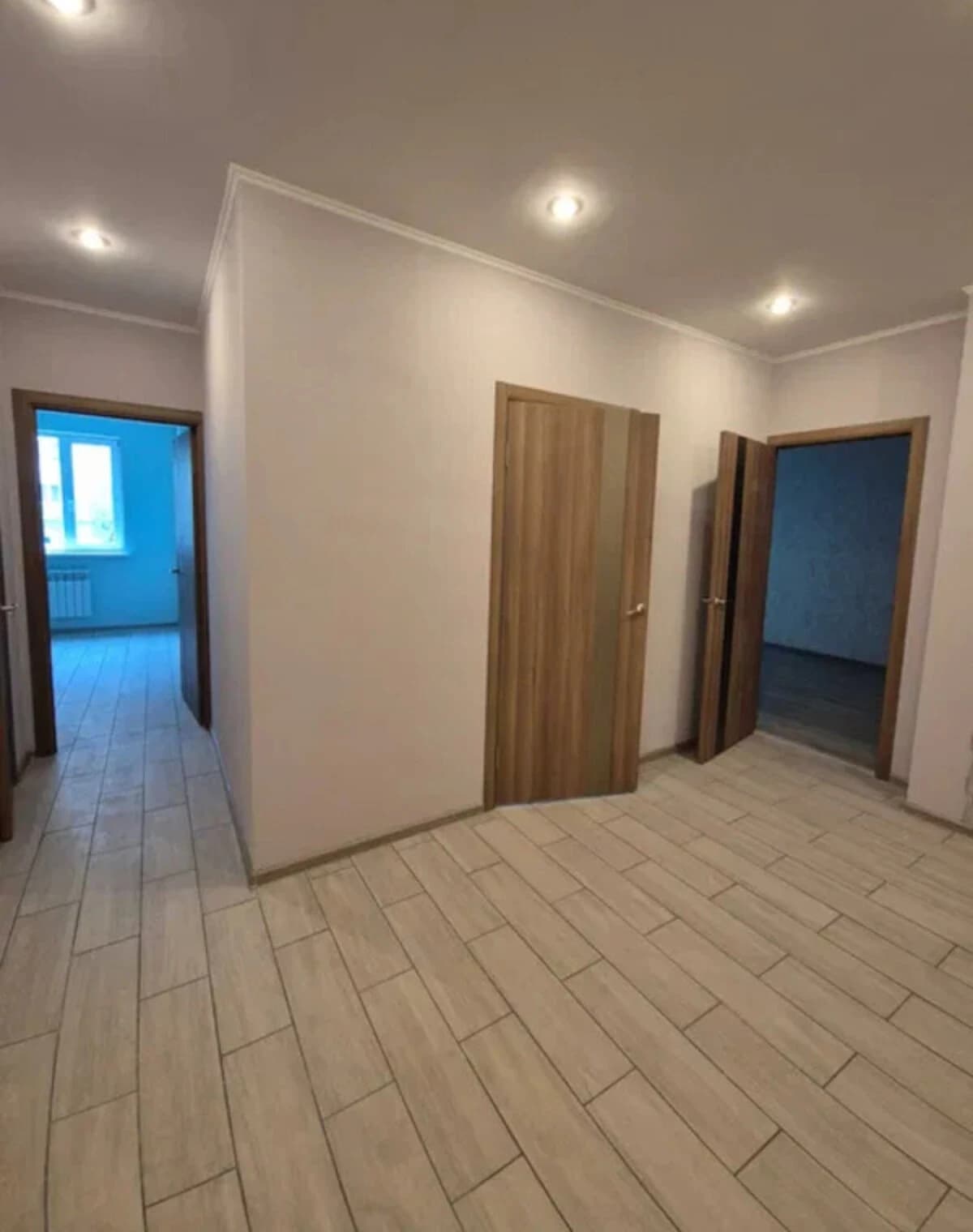 2-кімнатна квартира, Перспективна: газове опалення, охоронна парковка - фото 2