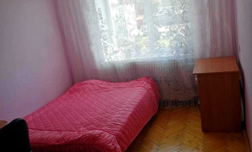 3-кімнатна квартира, Теремно: три окремі спальні, два балкони - фото 2