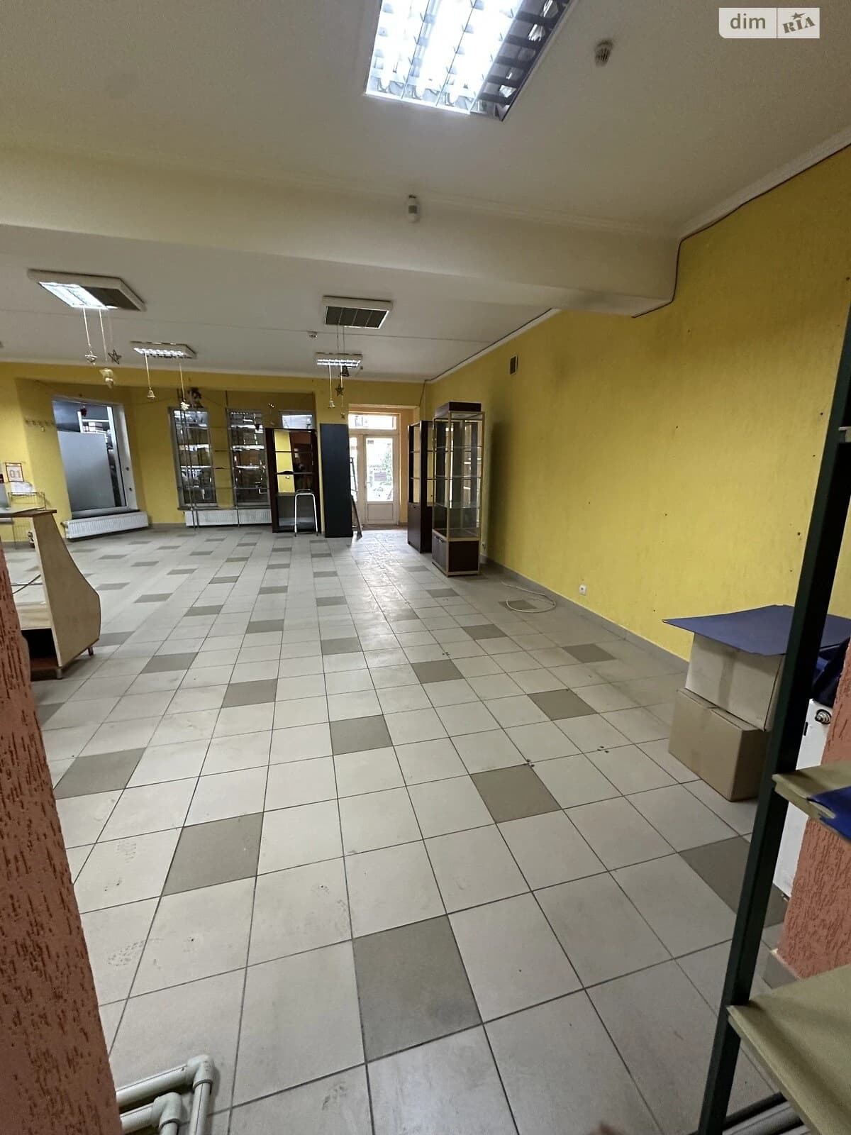 Приміщення, Городенка: торгово-офісний центр, опалення без світла - фото 2