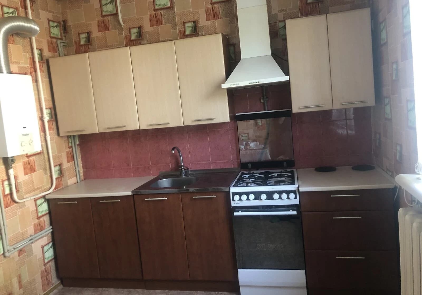 Частина будинку, Новгород-Сіверський: 2 спальні, веранда, гараж - фото 4