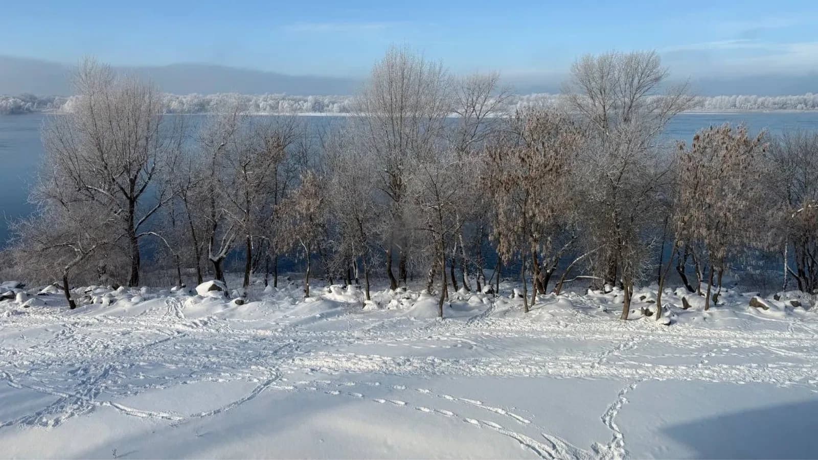 3-кімнатна квартира, Кременчук: вид на Дніпро, панорамні вікна - фото 2