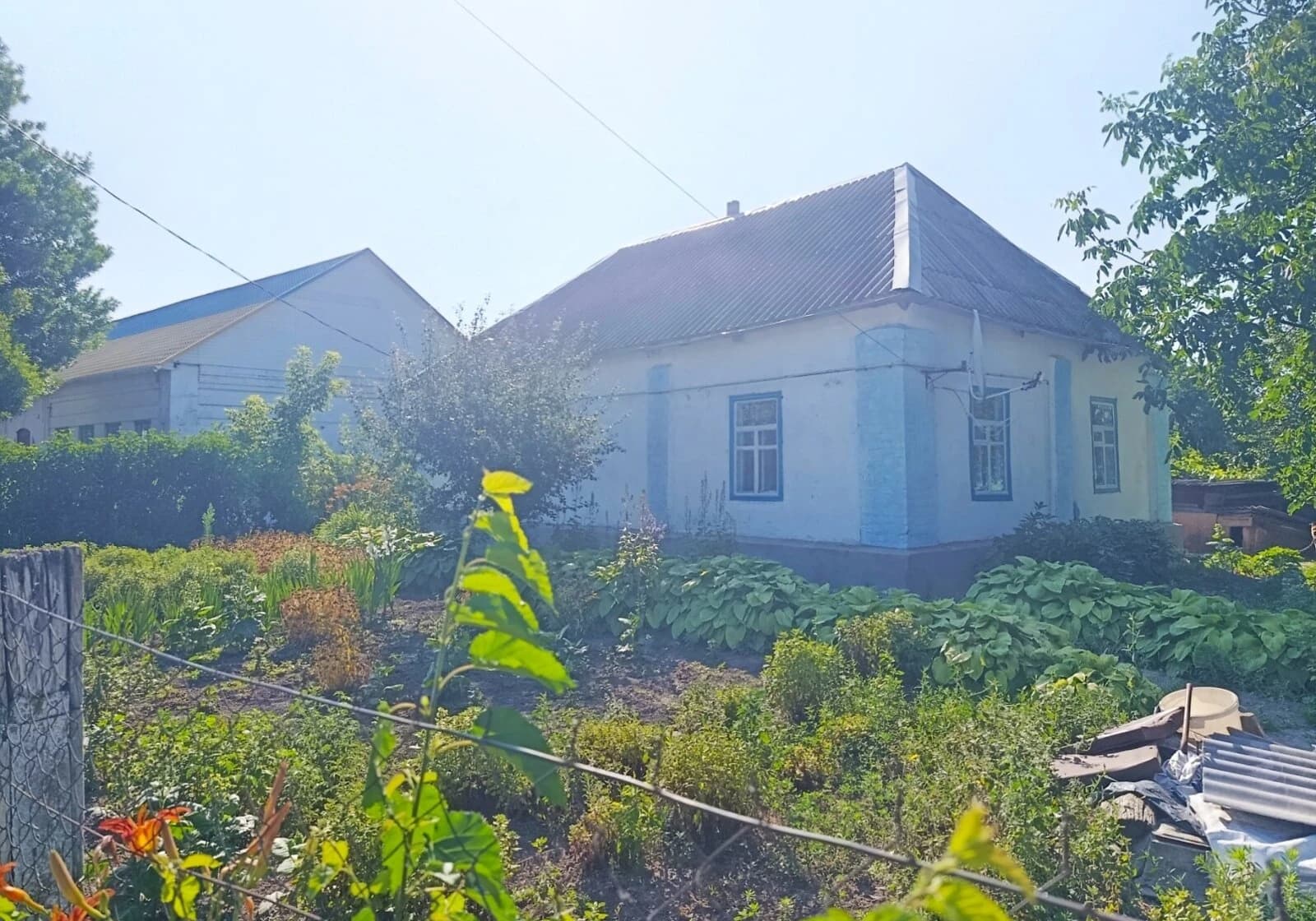 Будинок, Засупоївка: 25 соток, газове й пічне опалення, літня кухня - фото 1