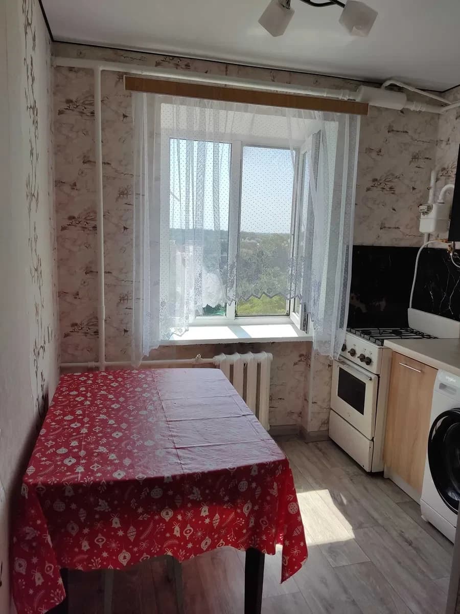 2-кімнатна квартира, Бровари: газова колонка, меблі та техніка - фото 3