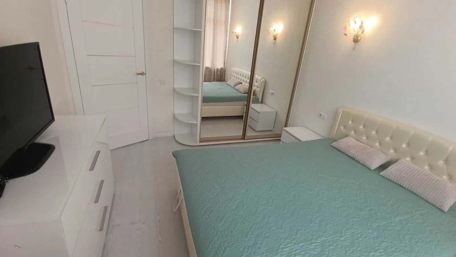 Євродвушка у ЖК 37 Жемчужина: авторський проект, море поруч - фото 3