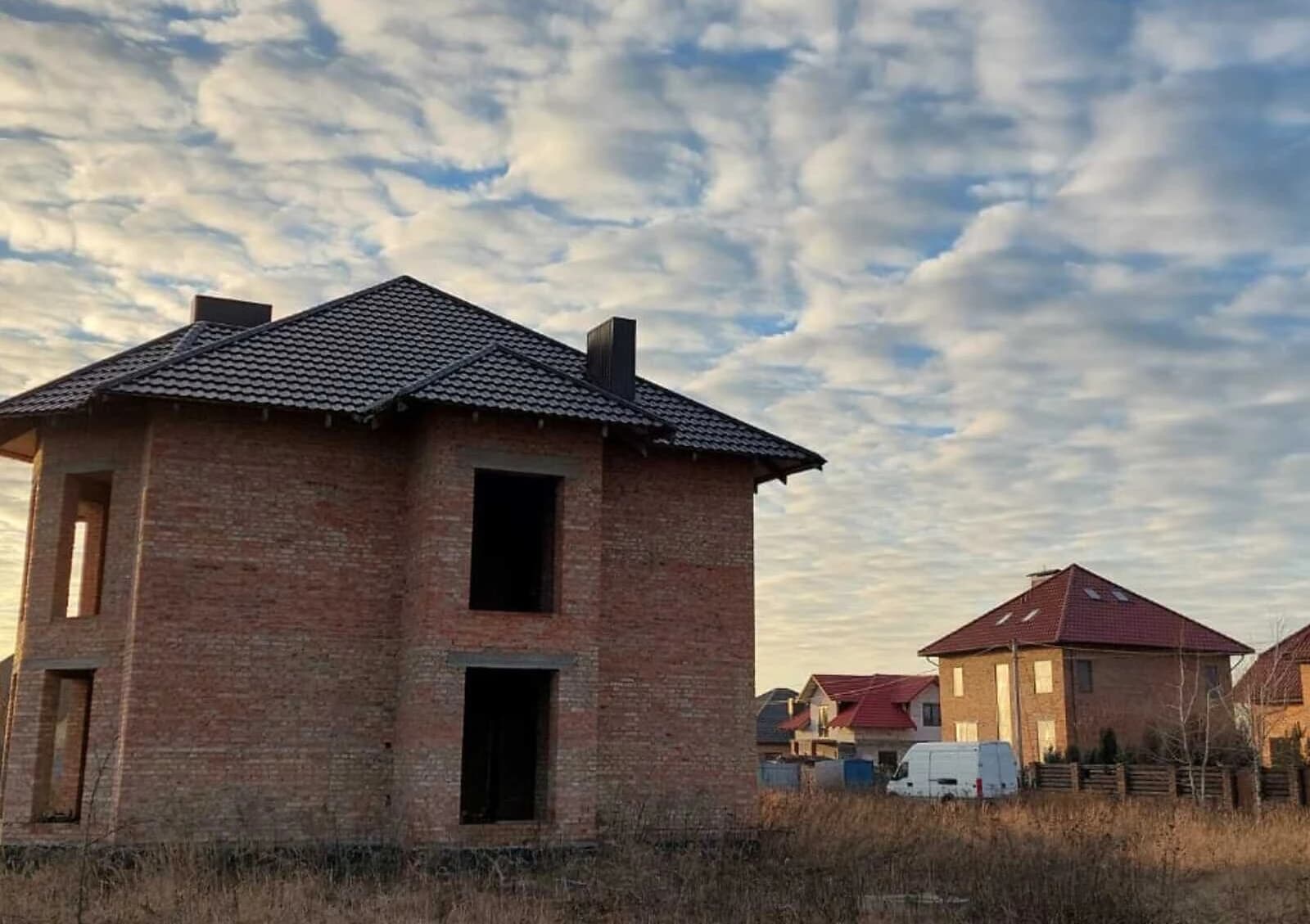 Будинок, Струмівка: новобудова, 24 сотки, коробка та дах - фото 4
