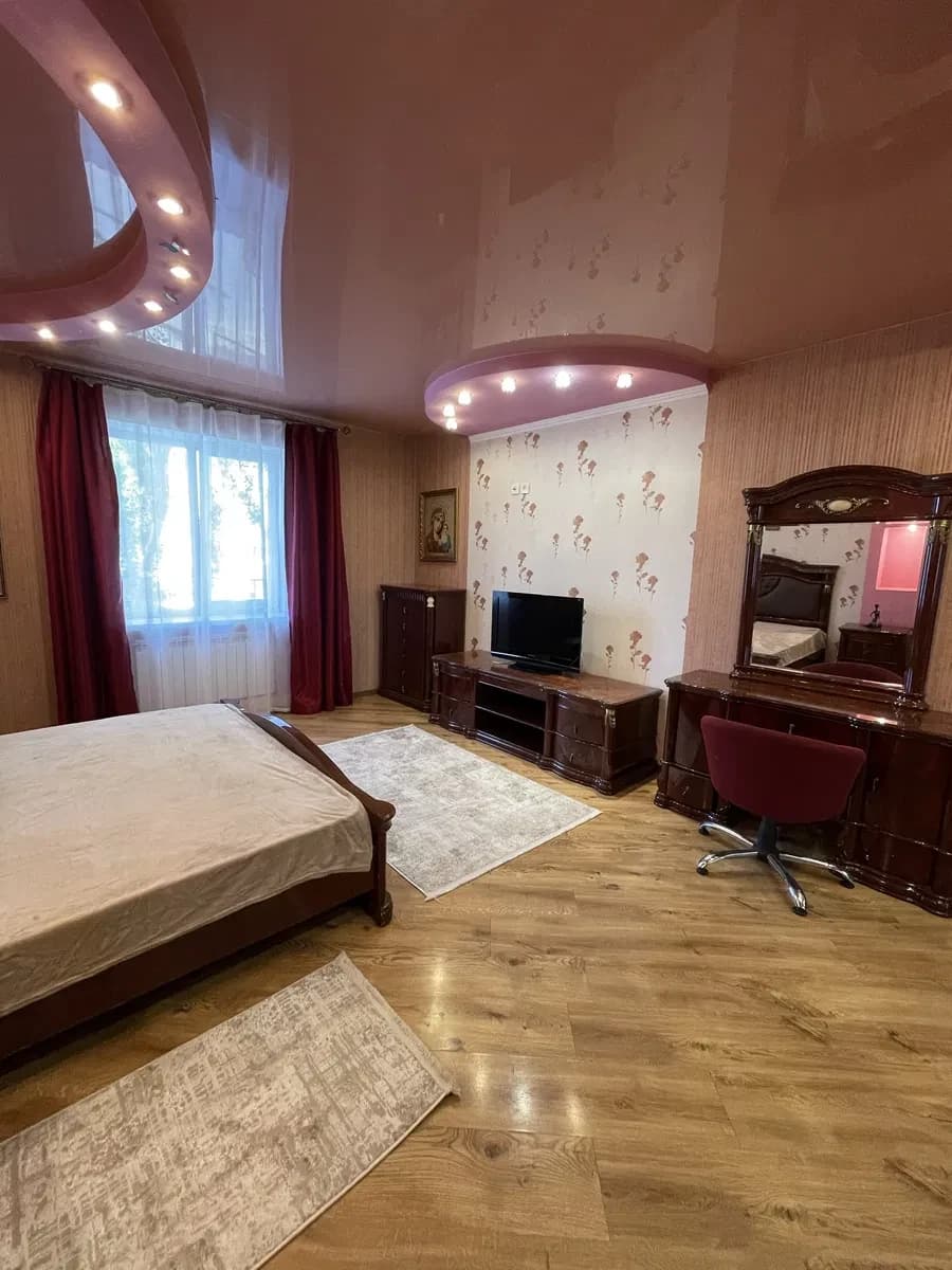 2-кімнатна квартира, Олександрія: автономне опалення, крита парковка - фото 5