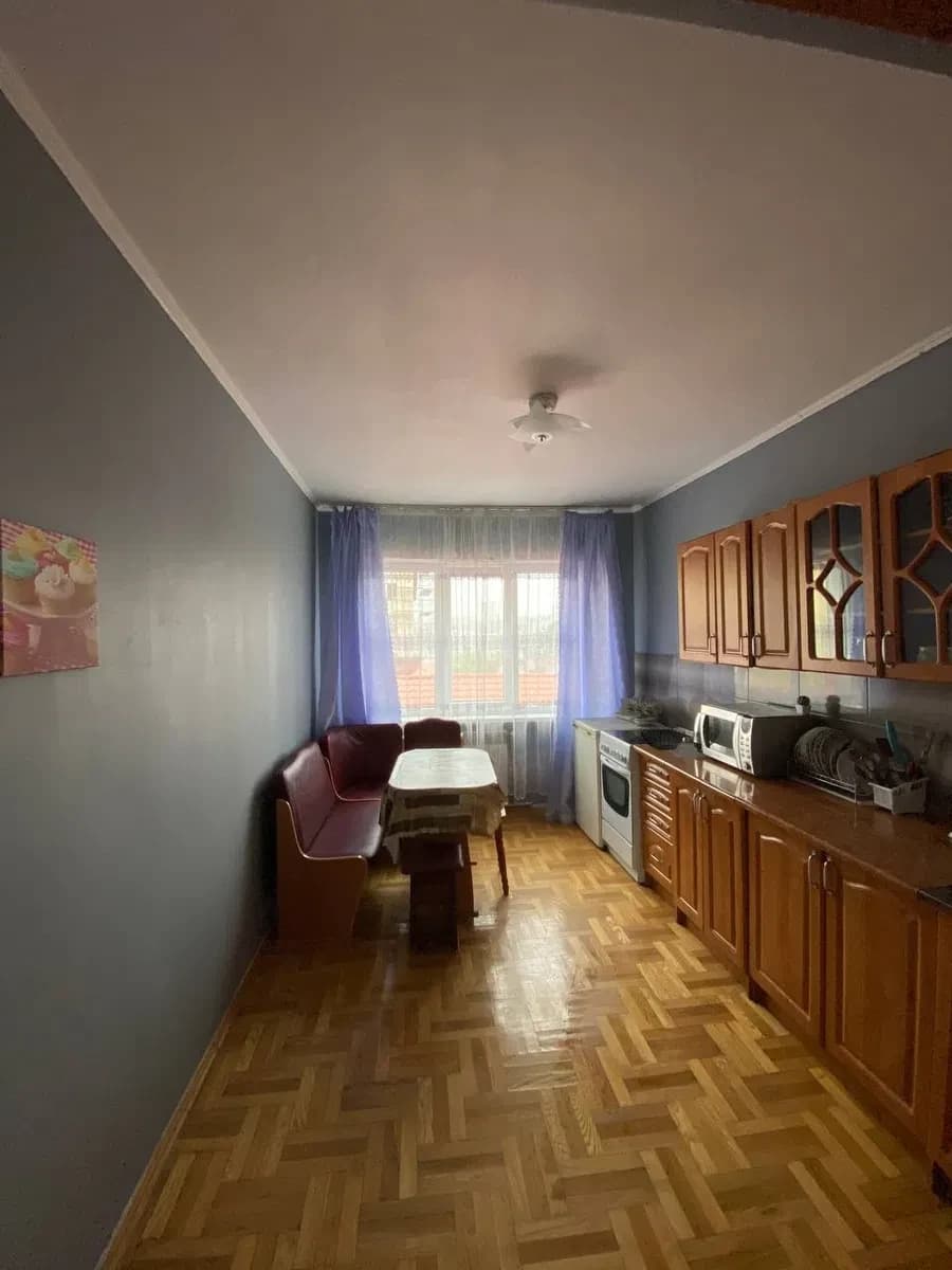 2-кімнатна квартира, Трускавець: центр, можна з маленьким песиком - фото 3