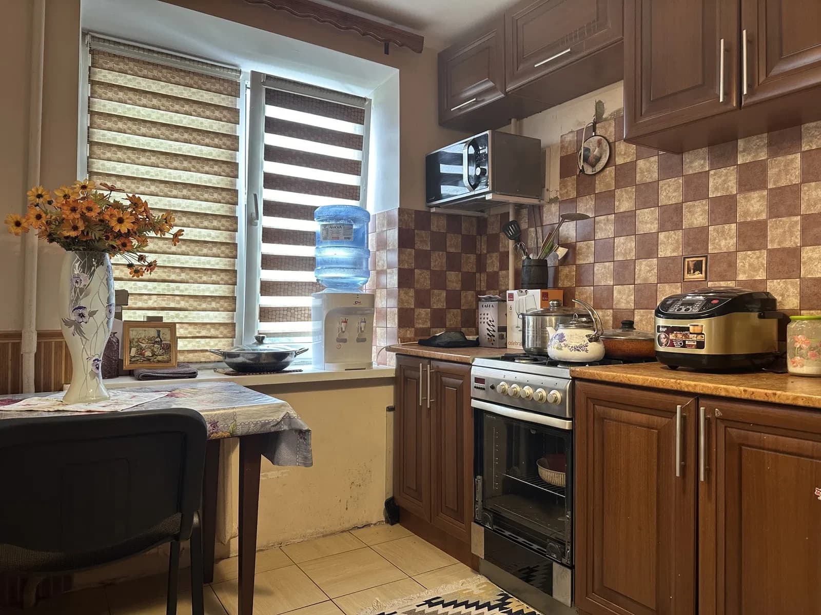2-кімнатна квартира, Чернігів: косметичний ремонт, меблі та техніка - фото 4