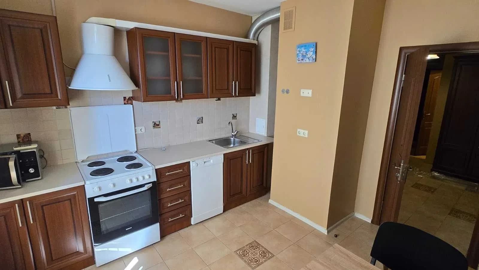 2-кімнатна квартира, Дарницький: генератор, тільки сім'ям - фото 2