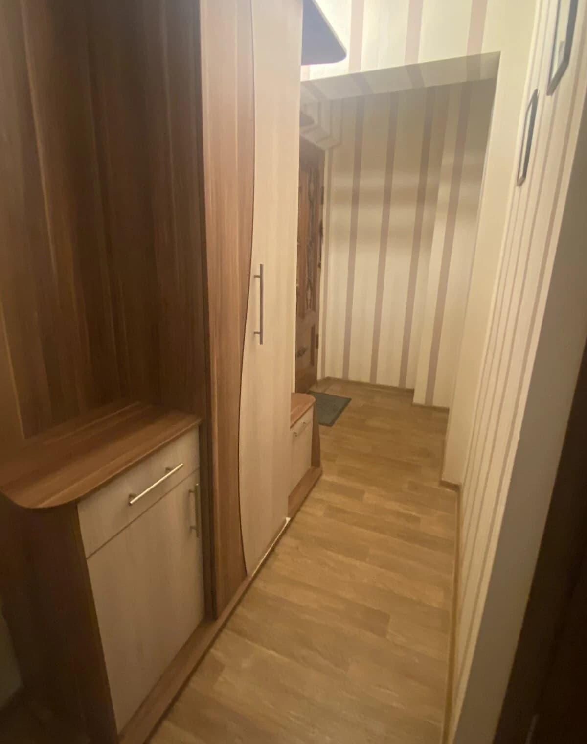 1-кімнатна квартира, Робоча: цегляні стіни, балкон або лоджія - фото 4