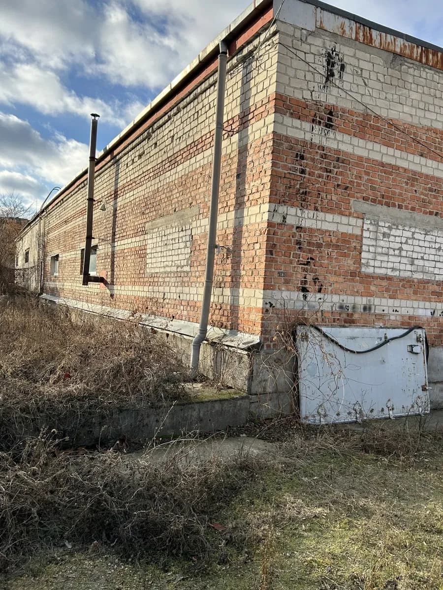Приміщення, Кременчук: булерʼян, огороджена територія - фото 4